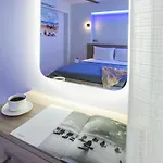 Marthina Luxury Living Apartment
