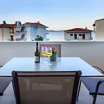 Marthina Luxury Living Apartment Nea Poteidaia